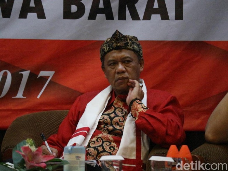 Anton Charliyan Klaim Dapat Dukungan dari PDIP di Pilgub Jabar Anton Charliyan Klaim Dapat Dukungan dari PDIP di Pilgub Jabar