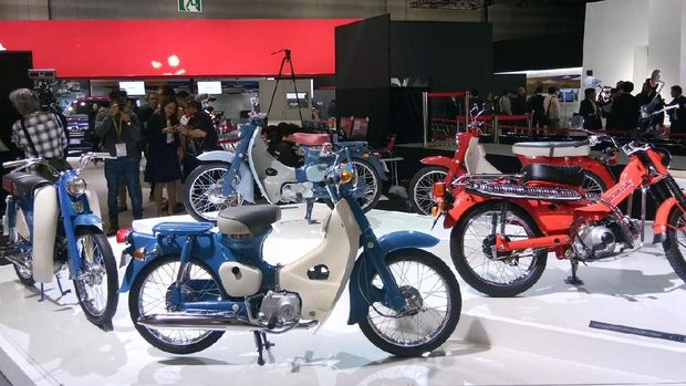 Honda Pamer Mobil Listrik sampai Robot Tersenyum