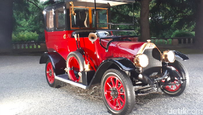 Mitsubishi model a 1921