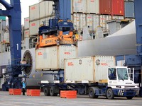 Strategi Pemerintah Tahan Impor Diragukan