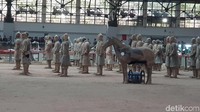 Museum kedua berisi dua ribuan yang terdiri dari patung perwira (Elvan/detikTravel)