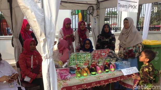 Beragam jajanan khas Betawi