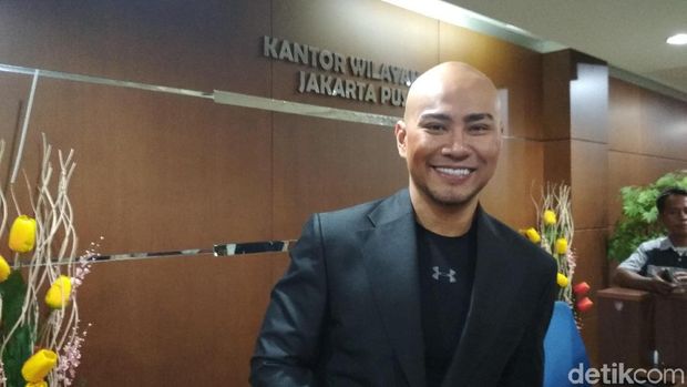 1 Jam di Kantor Pajak, Ini yang Dilakukan Deddy Corbuzier.