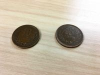 Dengan Cara Unik Ini, Buka Kemasan Keripik Jadi Lebih Mudah