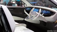 Mobil ini diperkenalkan lagi dengan mengusung desain coupe 4 pintu di Tokyo Motor Show 2017.