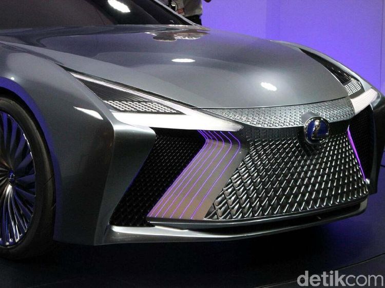 Mobil Tanpa Sopir Lexus