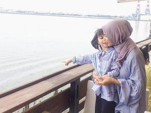 Sweet! Potret Kedekatan Ibu dan Anak Tirinya