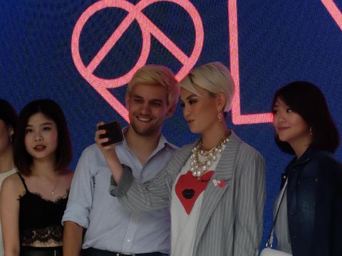  Agnez Mo Gagas Aplikasi Fashion yang Bisa Jadi Mall Digital