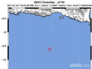 Malang Diguncang Gempa 4,9 SR Sebanyak 8 Kali
