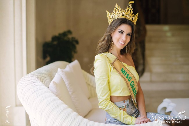 Maria Jose Lora merupakan finalis asal Peru. Wanita 27 tahun ini selain dikenal sebagai model juga seorang enterpreneur. Dia merupakan pemilik dari Lbelle Model Management. Foto: Dok. Facebook