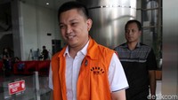 Suap yang diberikan Aditya ke Sudiwardono dalam rangka menyelamatkan Marlina dengan dua tujuan. Pertama agar tidak dilakukan penahanan terhadap Marlina Moha dan untuk mempengaruhi putusan banding.