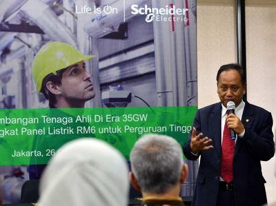 Panel Listrik untuk Realisasi Program 35.000 MW