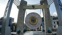 Foto: Gong Perdamaian Dunia atau World Peace Gong ini berada di Kota Ambon, tidak jauh dari Lapangan Merdeka Ambon (Syanti/detikTravel)