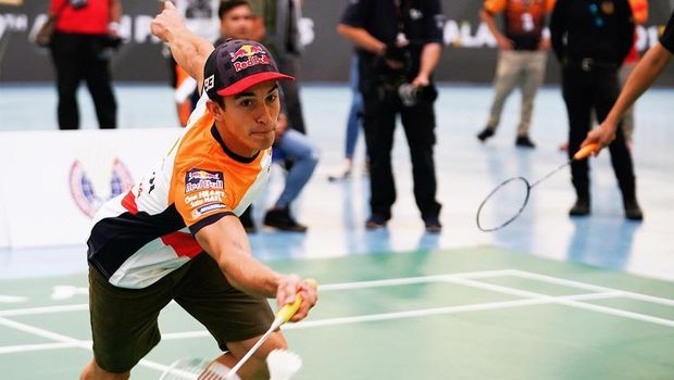 Marc Marquez memenangi duel dengan Lorenzo di pertandingan bulutangkis