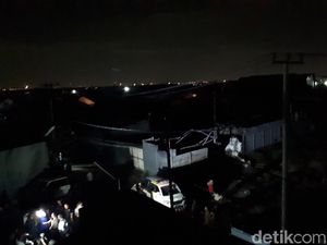 Inafis Olah TKP, Listrik Permukiman Dekat Pabrik Petasan Dimatikan
