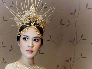 Foto: Syahrini Hingga Raisa, 8 Gaya Selebriti Pakai Hiasan Kepala Dramatis