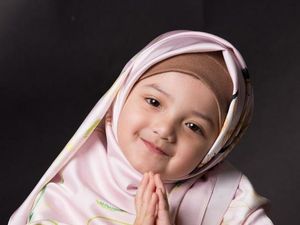Gemasnya Melihat Arsyi Pakai Kerudung