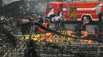 Begini Evakuasi Korban di Pabrik Kembang Api yang Meledak