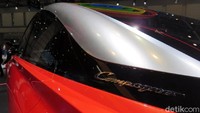 Dinamakan DN (Daihatsu New) Compagno, mobil konsep sedan ini begitu menggoda.