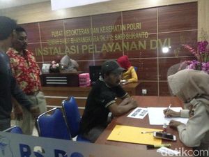 RS Polri Ambil 7 Sampel DNA Keluarga Korban Ledakan Pabrik Petasan