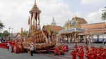 Ratusan Ribu Warga Thailand Saksikan Prosesi Kremasi Raja Bhumibol