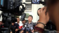 Hashim ingin mengetahui lebih dalam mengenai Ragunan yang sempat ditinggalkan selama tiga tahun.