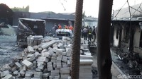 Tim Labfor Kepolisian melakukan olah tempat kejadian perkara (TKP) lagi di lokasi.