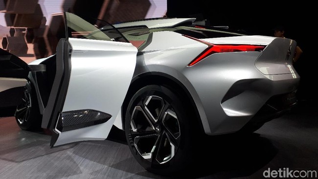Lebih Dekat dengan SUV Listrik Canggih dan Cerdas Mitsubishi
