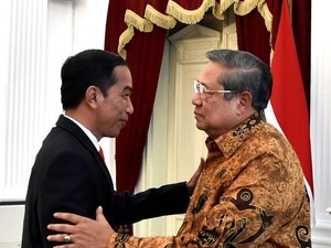 SBY Beri Masukan Soal UU Ormas ke Jokowi Saat Pertemuan 4 Mata