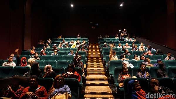Nggak Ikut Nobar Thor: Ragnarok? Ini Foto-fotonya! Nggak Ikut Nobar Thor: Ragnarok? Ini Foto-fotonya!
