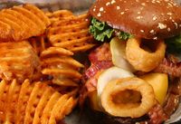Kalau Habis Olahraga, Jangan Melahap 10 Makanan Ini! (1)