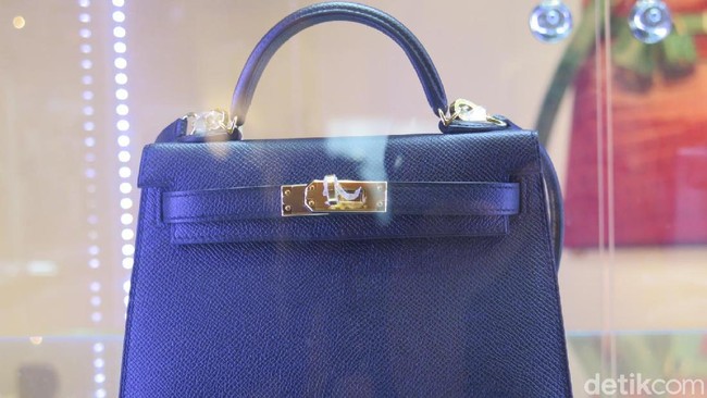 Pejabat Negara Ramai-ramai Lelang Harta Pribadi, dari Hermes Hingga Gucci
