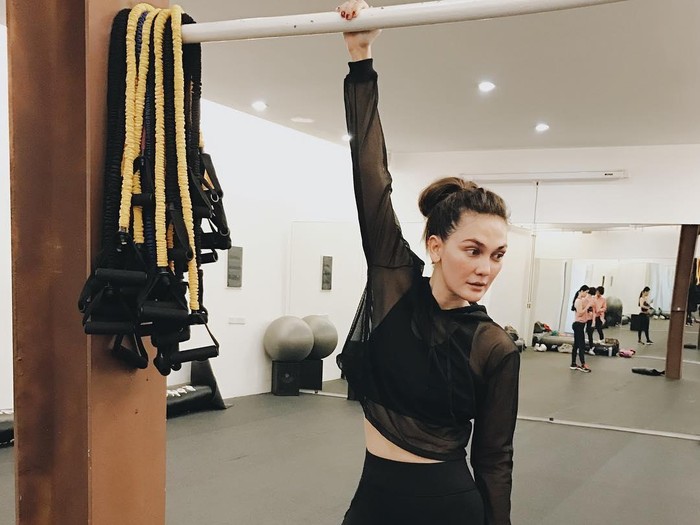 Luna Maya menghindari makan makanan yang mengandung tepung. Foto: instagram Luna Maya menghindari makan makanan yang mengandung tepung. Foto: instagram
