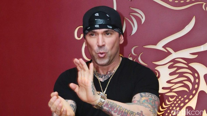 Daniel Logan dan Jason David Frank
