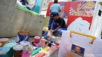 Menurut data Badan Ekonomi Kreatif (Bekraf) aktifitas seni art dan arsitektur menyumbang 7,38 persen dari total sektor ekonomi kreatif yang mencapai PDB sekitar Rp 852,24 triliun di tahun ke-3 pemerintahan Jokowi-JK.