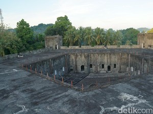 Menapaki Jejak Kolonial di Banda Neira