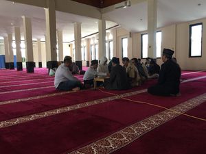Pernikahan Tahanan Narkoba di Polres Depok Berselimut Haru