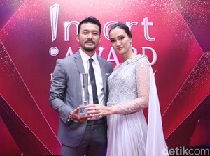 Terima !nsert Award, Rio Dewanto dan Atiqah Kenang Sulitnya Mendapatkan Anak