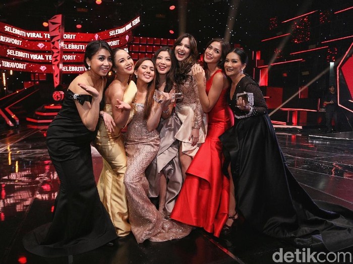 Girls Squad