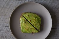 Yuk, Bikin 5 Kreasi Avocado Toast yang Praktis dan Enak Ini!