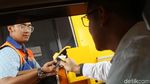 Begini Lho Cara Mengisi e-Money di Gerbang Tol