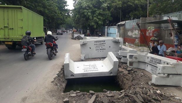 Polisi Tegur Bina Marga yang Tak Tutup Galian Boks Utilitas di Jakut