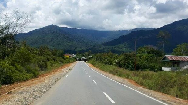 Jalan Perbatasan di Kalimantan