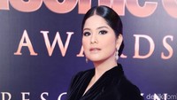 Annisa Pohan tampil mempesona. Foto: Ismail