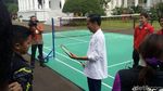 Olahraga Jokowi: Basket, Panah, Tinju, hingga Badminton