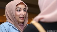 Dulu, hubungan asmaranya bak drama dengan Didi. Ia bahkan ditinggalkan begitu Didi dekat dengan Vanessa Angel. Foto: Hanif Hawari