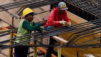Flyover ini akan rampung tahun depan, itu artinya akan sedikit molor dari jadwal yang direncankan pada bulan Desember 2017.