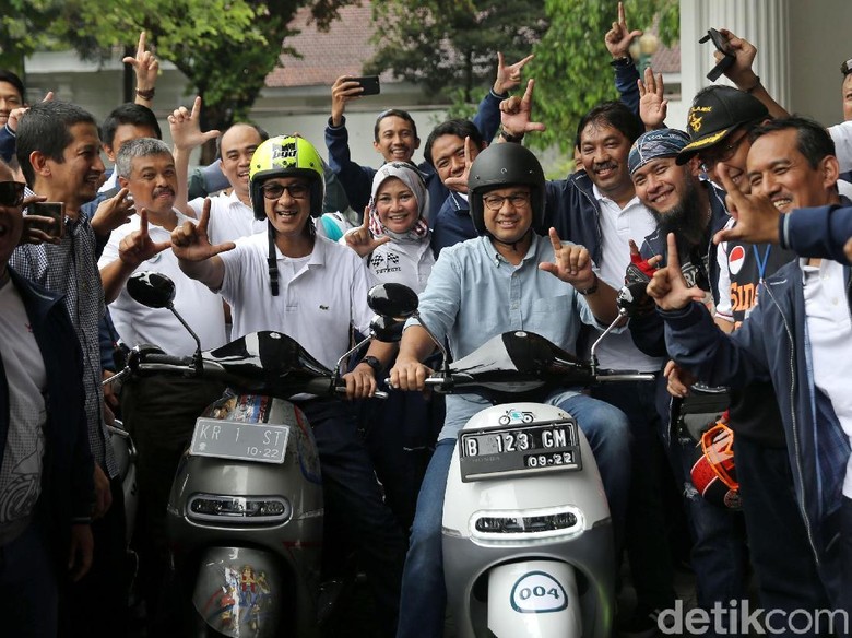 Soal Penerapan Motor Listrik di Jakarta  Anies Pelan 