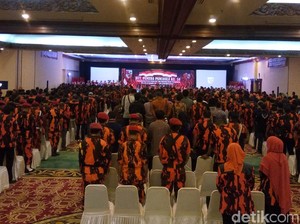 Jokowi Protes, Tak Diundang Ultah Ketum Pemuda Pancasila