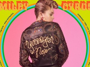Younger Now: Miley Cyrus Yang Baru (Lagi)